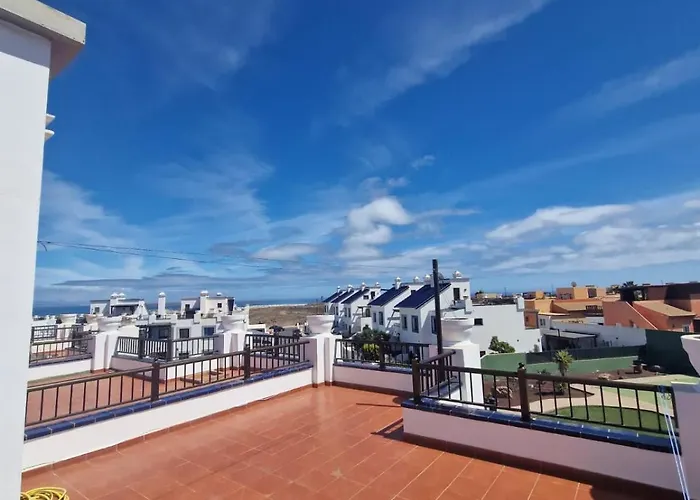 Tobia Villa Corralejo